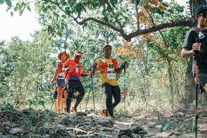 BIB: 
                            <button type="button" onclick="openModal(26102464)" class="btn btn-primary btn-sm float-right btn-popup" data-toggle="modal" data-target=".modal-high-quality">
                        <i class="fas fa-shopping-cart"></i> Add to Cart
                    </button>
                                            <button type="button" onclick="isThisMe(26102464, true)" class="btn btn-success btn-sm float-right btn-popup btn-isme hidden" data-toggle="tooltip" data-placement="bottom" title="นี่คือรูปของคุณใช่ไหม คลิกที่นี่เพื่อเอาเข้าอัลบั้ม">
                        <i class="fas fa-plus"></i> Add to album
                    </button>
                    <button type="button" onclick="isThisMe(26102464, false)" class="btn btn-warning btn-sm float-right btn-popup btn-isnotme hidden">
                        <i class="fas fa-ban"></i> Remove from album
                    </button>